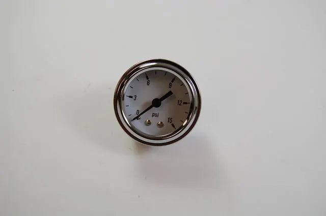 52200 0-15 psi Fuel Pressure Gauge, Liquid Filled, Chrome bezel with black face. 1/8 NPT