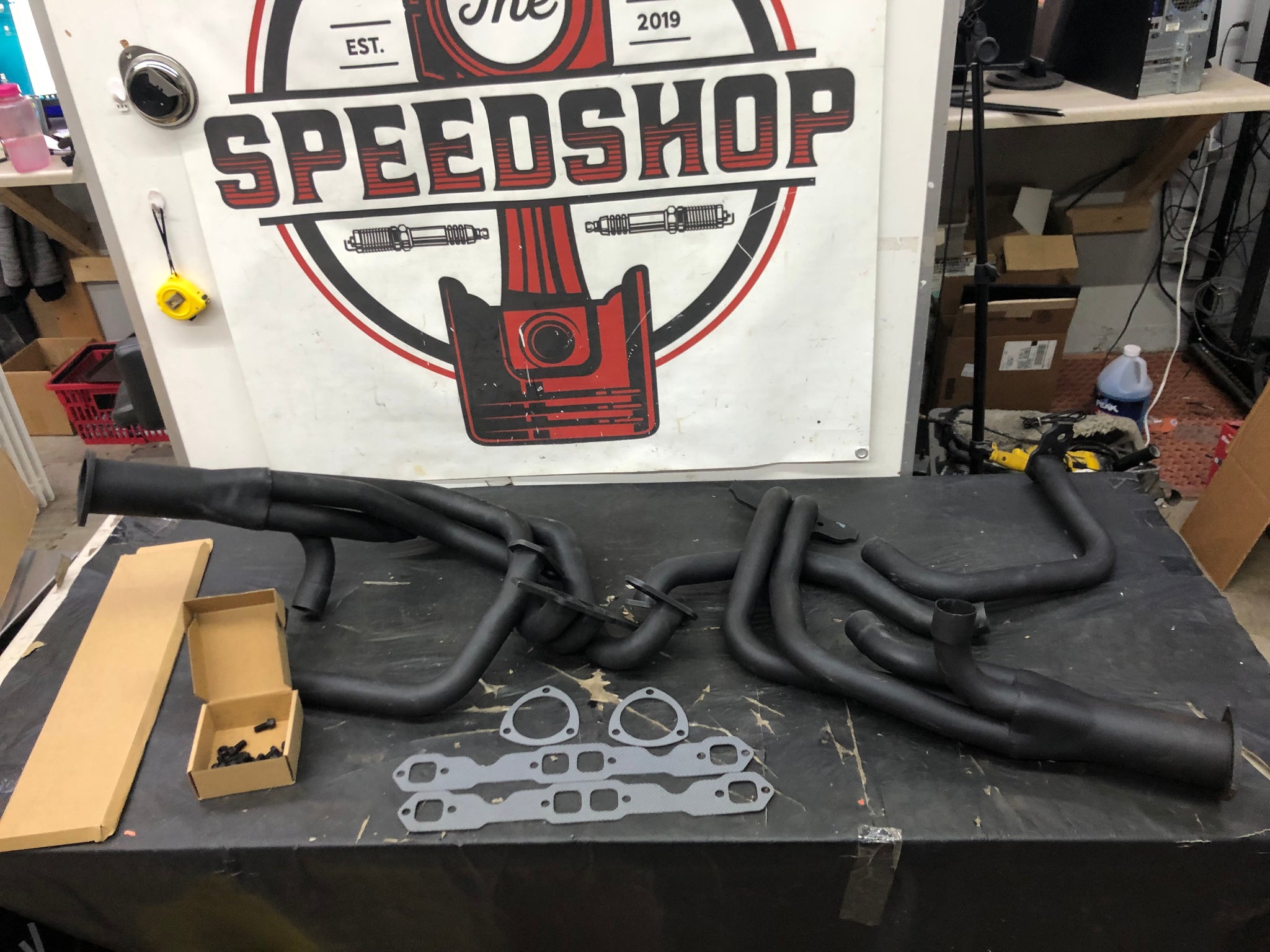 Hooker 2129HKR Super Comp Headers 1971-1974 Chevy Vega/Monza: 265-400 SBC