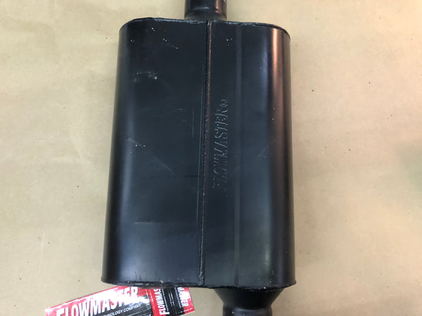 Flowmaster 42441 CHAMBERED MUFFLER 40 Series - 2.25 Offset In / 2.25 Center Out