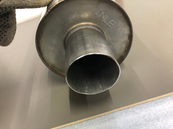 Flowmaster 12514310 2.50 Center In/2.50 Center Out DBX Muffler