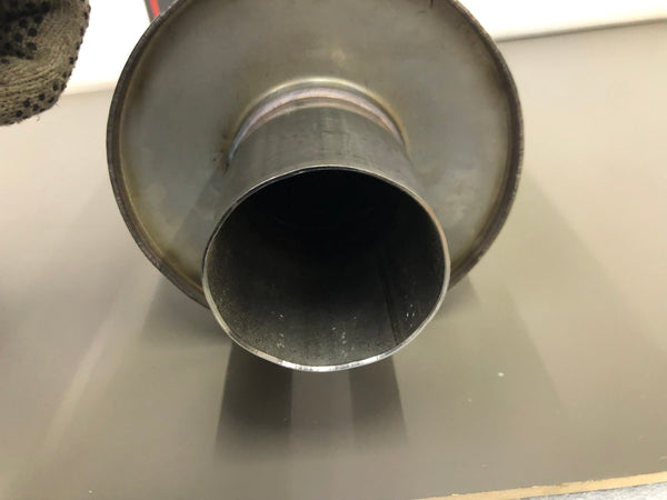 Flowmaster 12514310 2.50 Center In/2.50 Center Out DBX Muffler