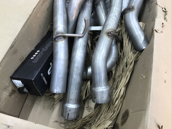 MBRP S5010409 Stainless Cat Back Exhaust for 2001-06 Silverado Sierra 2500HD 6.0