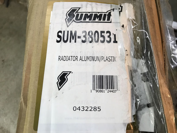 Summit Racing SUM-380531 Plastic/Aluminum Radiators 88-00 Chevy GMC 5.0 5.7 7.4