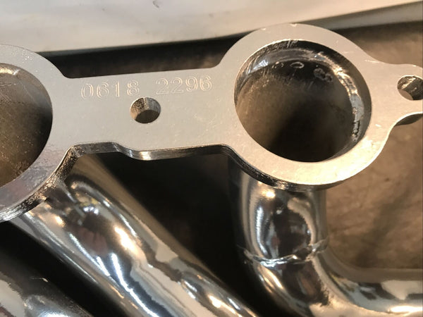 Hooker BlackHeart 2296-1HKR Ceramic Coated 1975-1981 GM LS 2nd Gen Camaro/Firebird